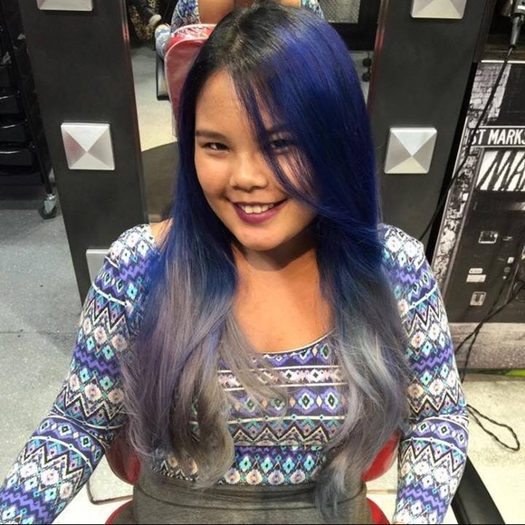 Meet Your Posher, Chelsie! - Picture 1 of 6